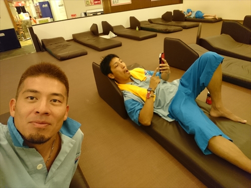 22���E�V���E�̋��J�c�ō��I